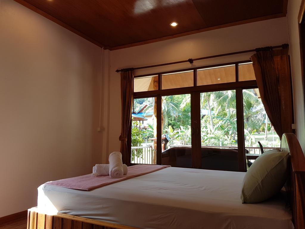Bor Hin Resort Baan Tai Exterior photo