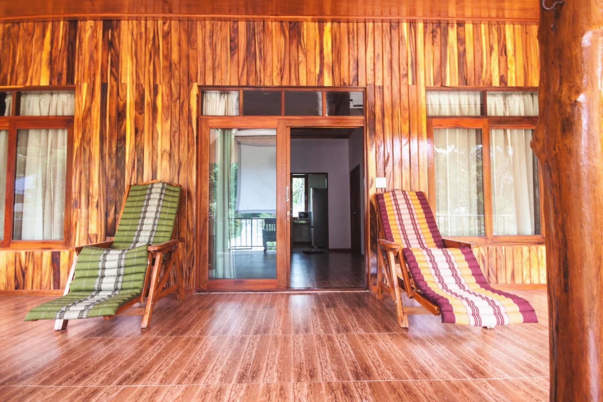 Bor Hin Resort Baan Tai Exterior photo