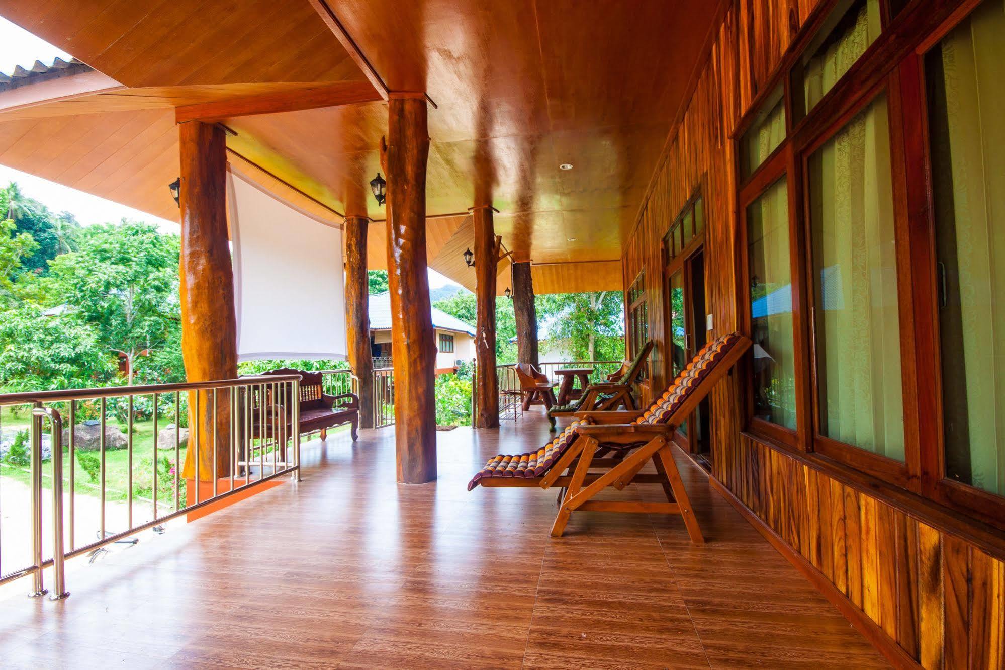 Bor Hin Resort Baan Tai Exterior photo