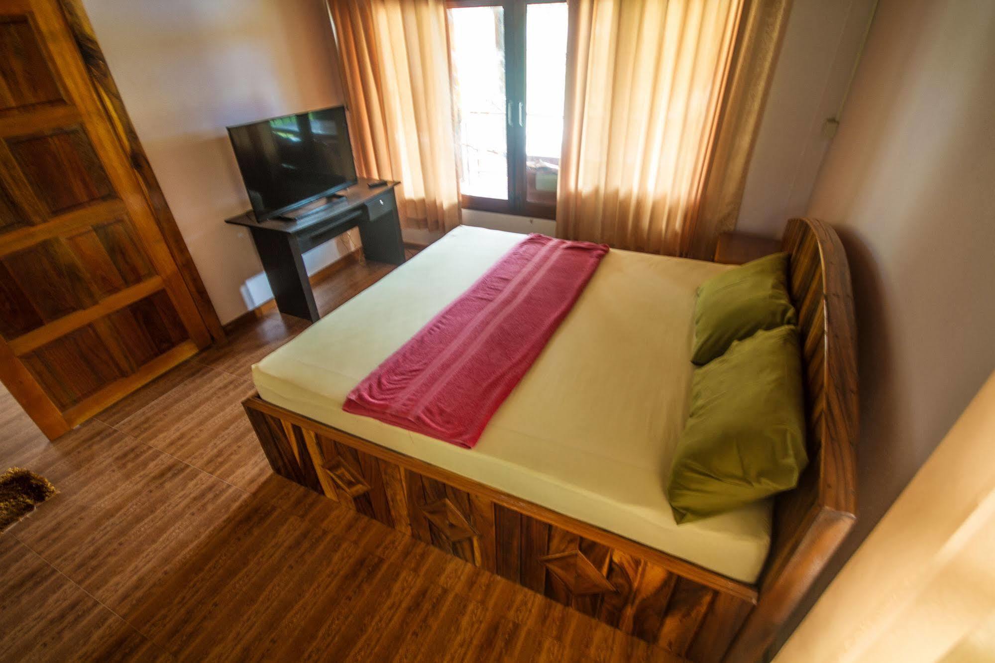 Bor Hin Resort Baan Tai Exterior photo