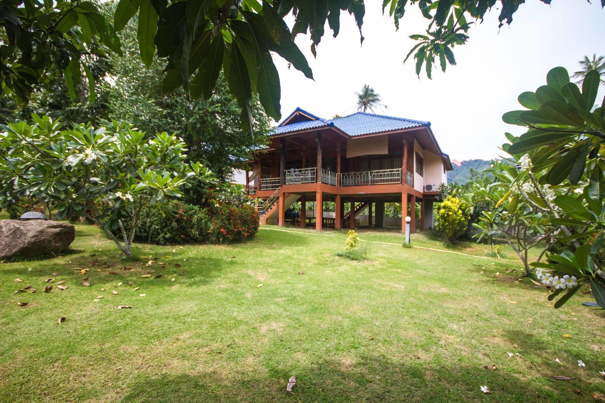 Bor Hin Resort Baan Tai Exterior photo