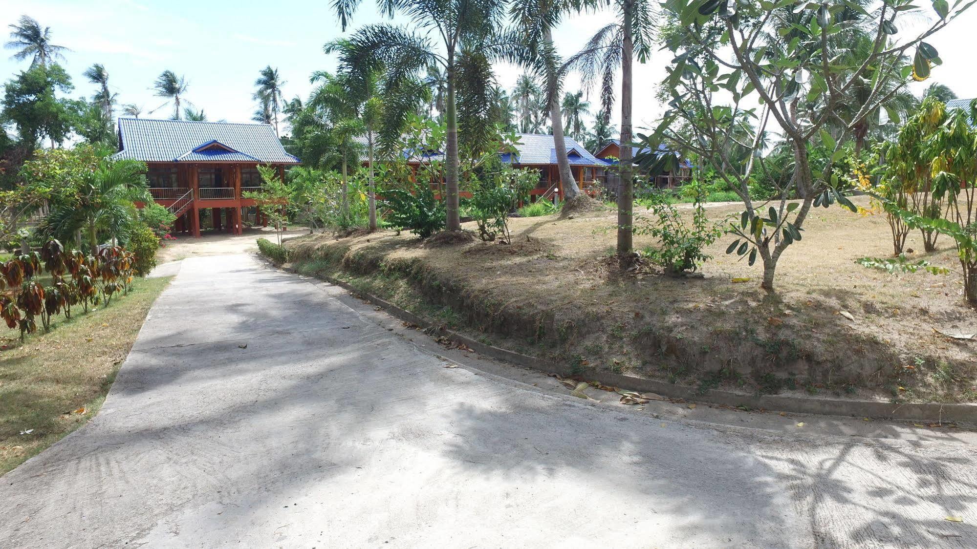 Bor Hin Resort Baan Tai Exterior photo