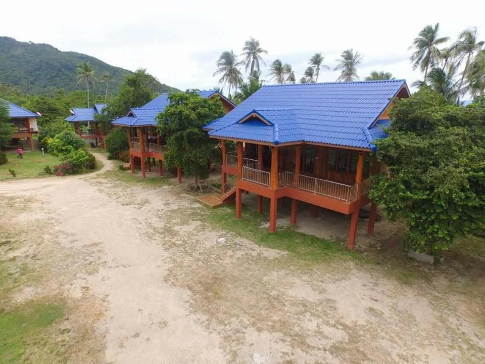 Bor Hin Resort Baan Tai Exterior photo