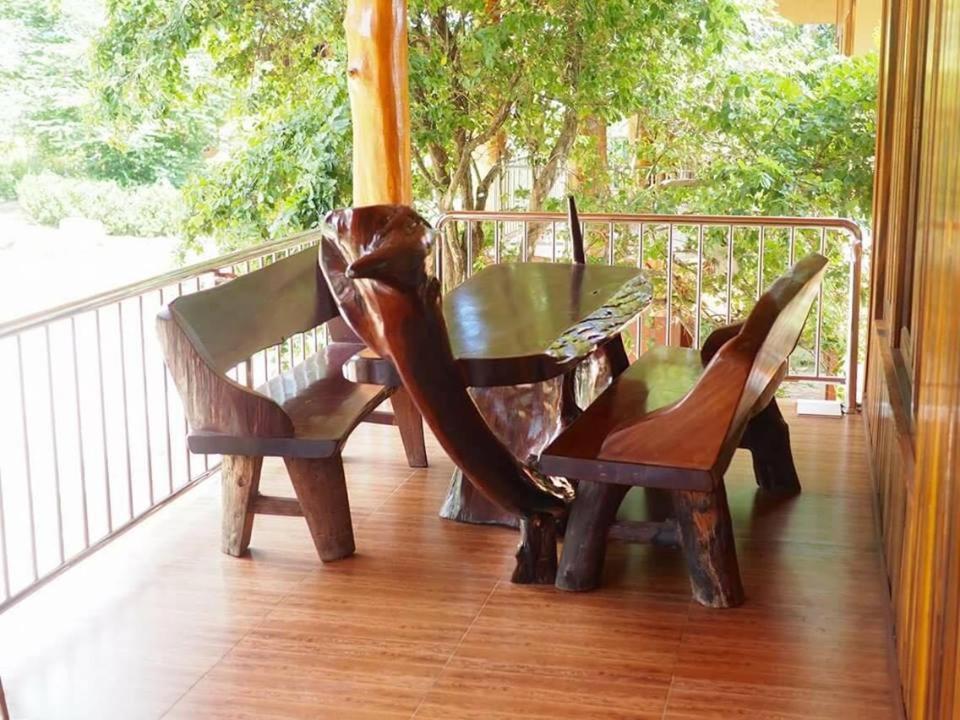 Bor Hin Resort Baan Tai Exterior photo